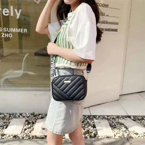 Elorina Luxe Crossbody Bag for Women in Pakistan | Nayab Khatoon black